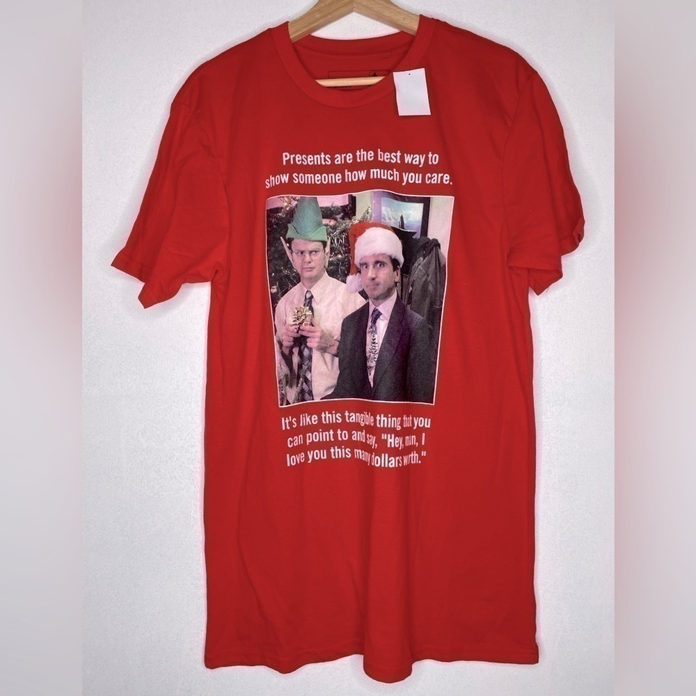 NWT The Office Christmas T-Shirt Mens Size L Michael Scott Dwight Red